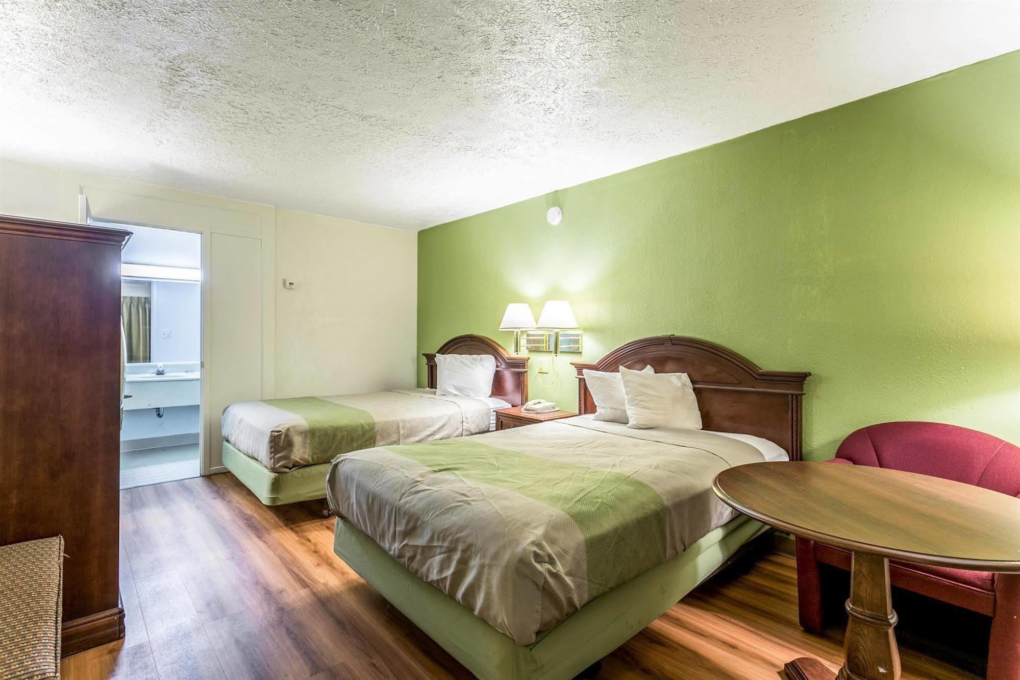 Americas Best Value Inn Edgewood, Md Buitenkant foto